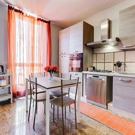 Lux House Termini Station * Roma