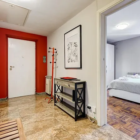 Lux House Termini Station *